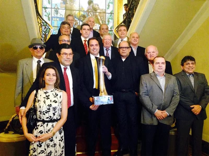Governador recebe Campeão PE no Palácio das Princesas