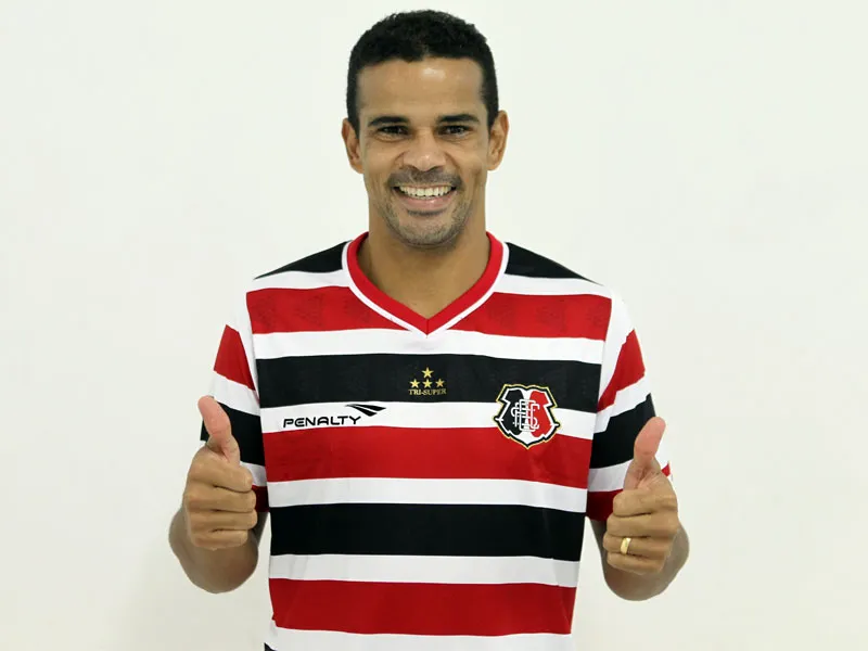 Titular, Bruno Mineiro só pensa na vitória