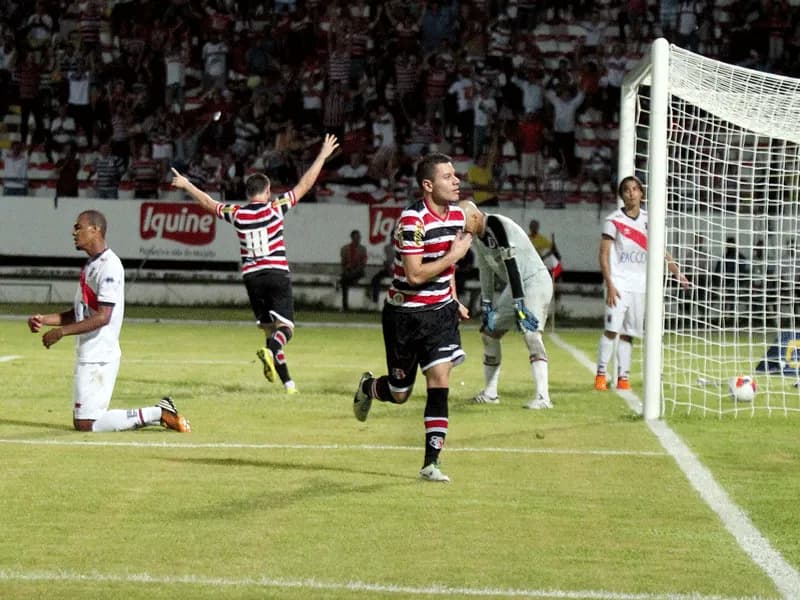 Anderson Aquino: Herói do título e artilheiro Coral, neste início de Série B