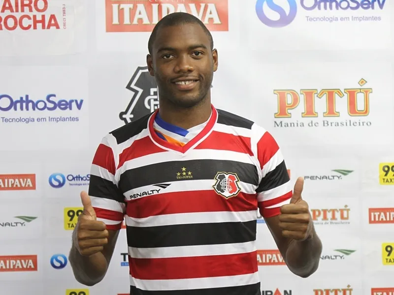 Apresentado como reforço, Marlon destaca força da torcida do Santa: "É diferente"