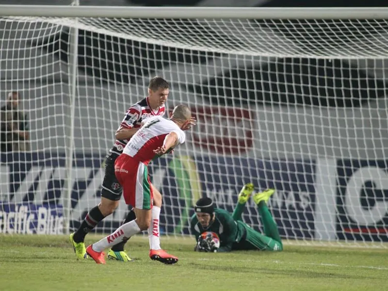 Alemão analisa jogo deste sábado: "Ganha quem errar menos"