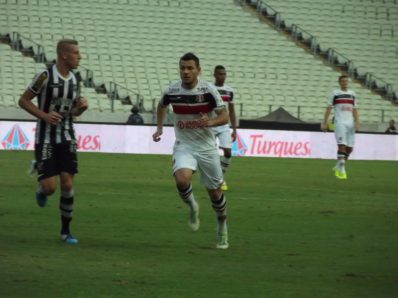 Autor de dois gols, Anderson Aquino ressalta pontos positivos no Santa
