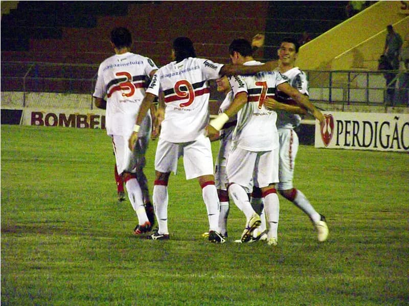 Santa Cruz vence Guarani-J/CE na estreia da Copa do Brasil por 2x1 e leva vantagem para o Arruda.