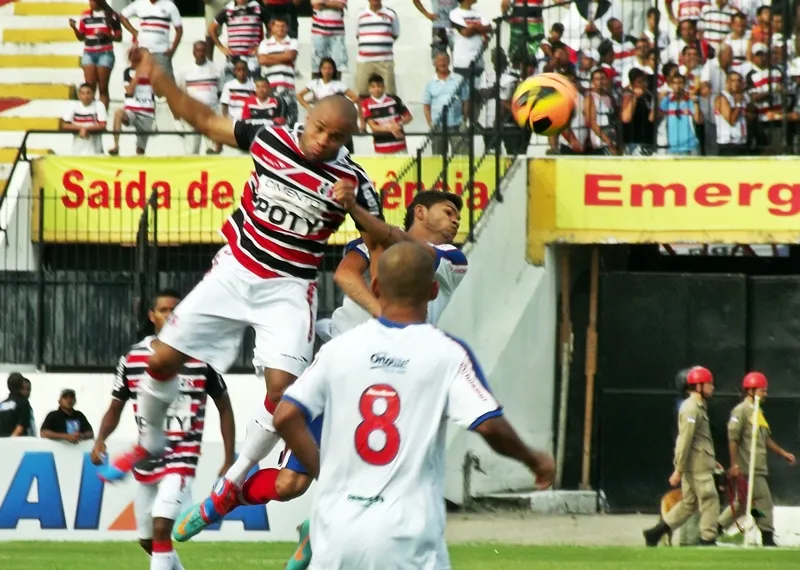 Em grande fase, Anderson Pedra acredita que 'vaga na Final está em aberto'.