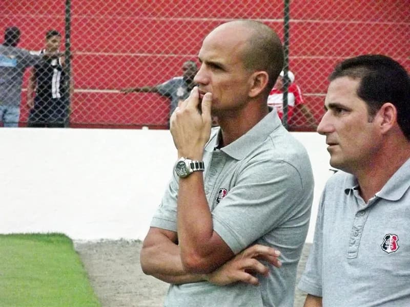 Sandro Barbosa se diz 'tranquilo' para reestreia no Arruda, agora, como técnico.