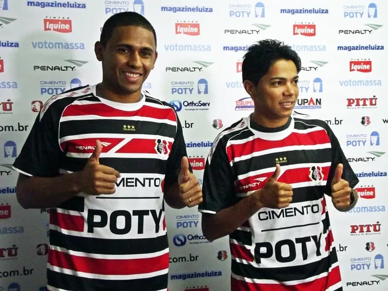 Panda e Leozinho foram apresentados à Imprensa, nesta tarde de segunda-feira(3), no Arruda.