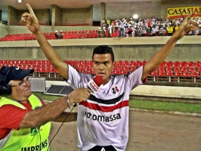 Atacante Danilo Santos diz que 'artilharia não pode ser maior do que a vontade de ser campeão'