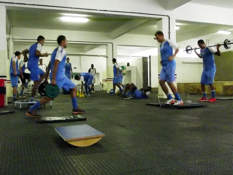 Quinta-feira Coral de regenerativo no Estádio do Arruda.