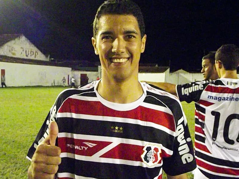 Luciano Sorriso: "Eu vim para o treino e vou para o jogo porque tenho condições".
