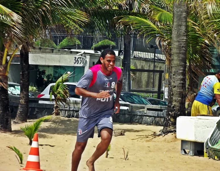 Dênis Marques diz estar ‘à disposição’ de Martelotte para jogo no PV.