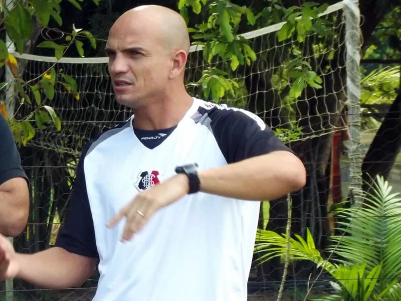 Técnico Sandro Barbosa não sai satisfeito com o empate diante do Águia de Marabá/PA.