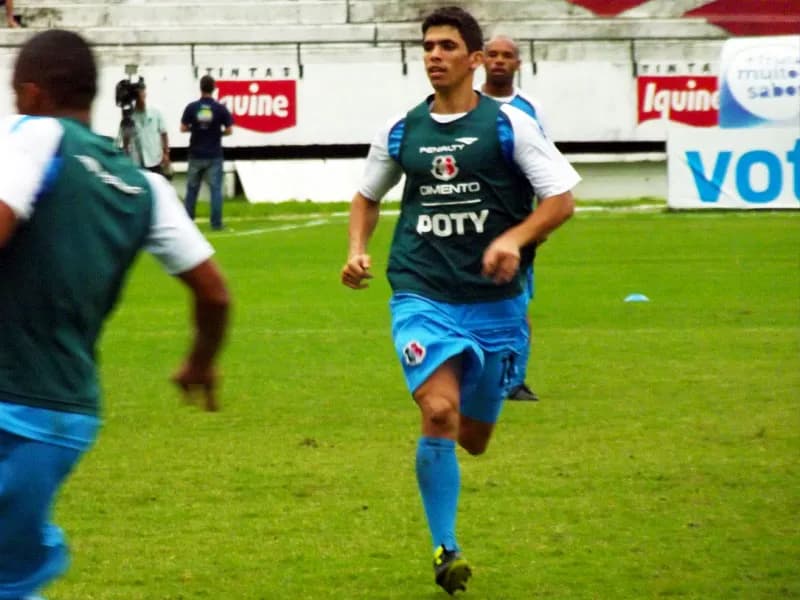 Natan se diz pronto para atuar durante 90 minutos.