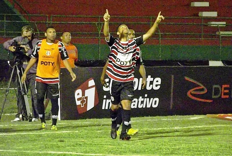Estreante no PV, atacante Danilo Santos sabe que 'vai ser uma guerra'.