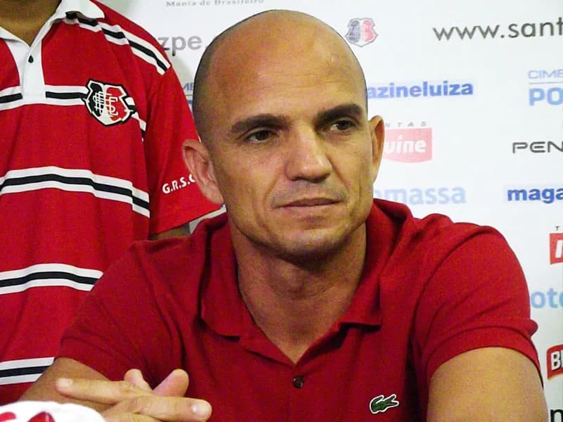 Sandro Barbosa segue técnico: "O apoio e pedido de muitos me fizeram continuar".