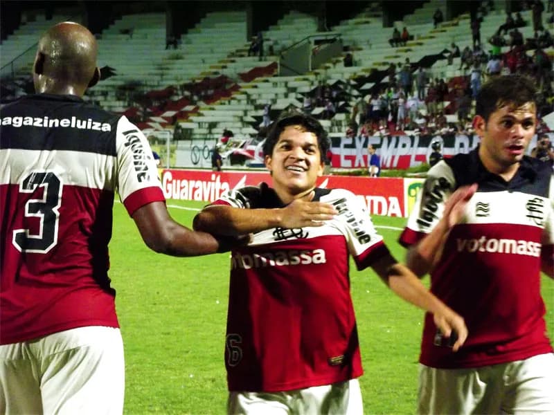 Meia Renatinho está 'agoniado' querendo voltar.