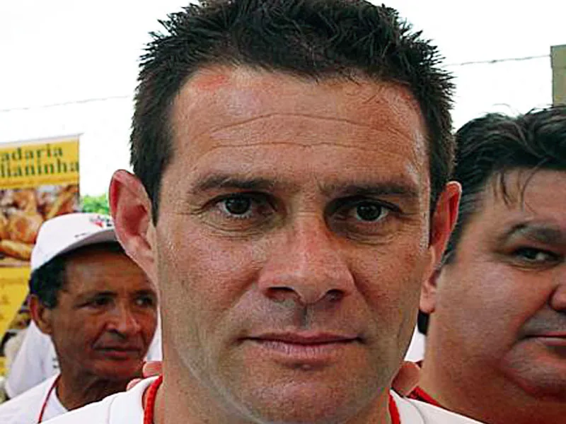Ruben Furtenbach, auxiliar técnico de Vica, chega nesta tarde.