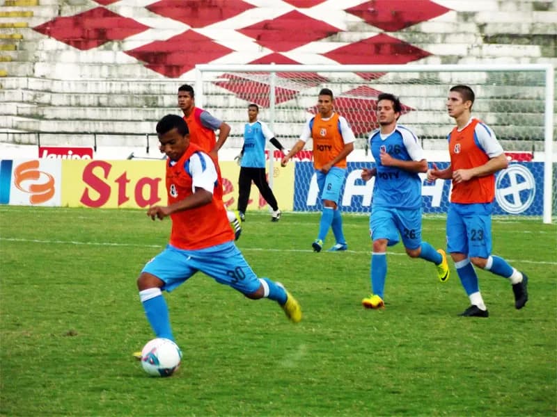 Sem tempo a perder, Santa Cruz inicia 'Semana Baraúnas'.