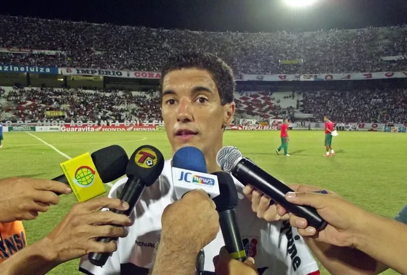 'Engenheiro' da classificação, Luciano Sorriso, quer 'concluir a obra' do acesso