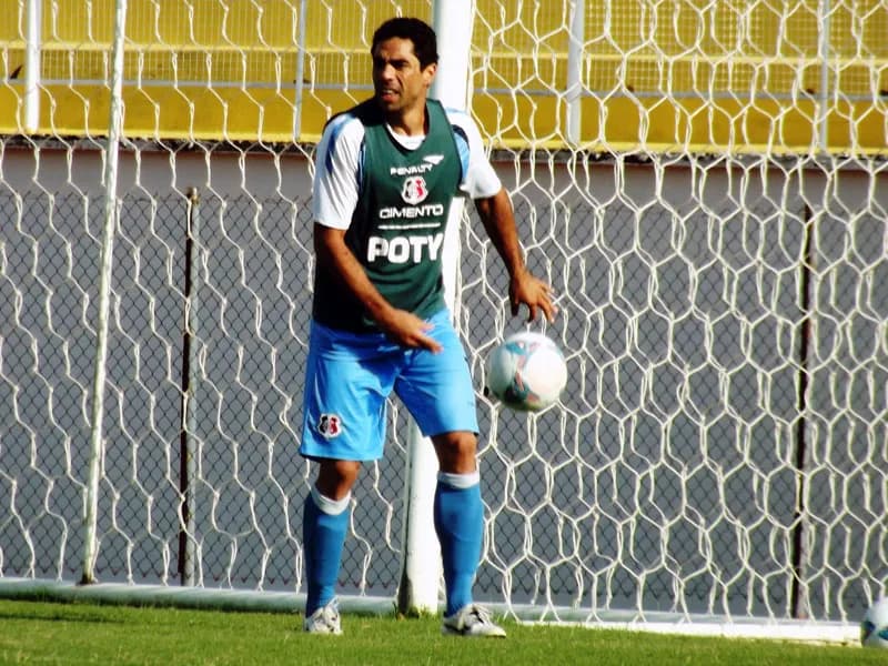 Pela torcida: André Dias diz que, com o acesso, estará plena e totalmente satisfeito na carreira.