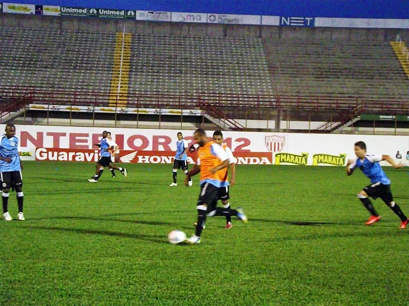 Imblóglio jurídico transforma Mogi Mirim/SP x Santa Cruz em simples treino.